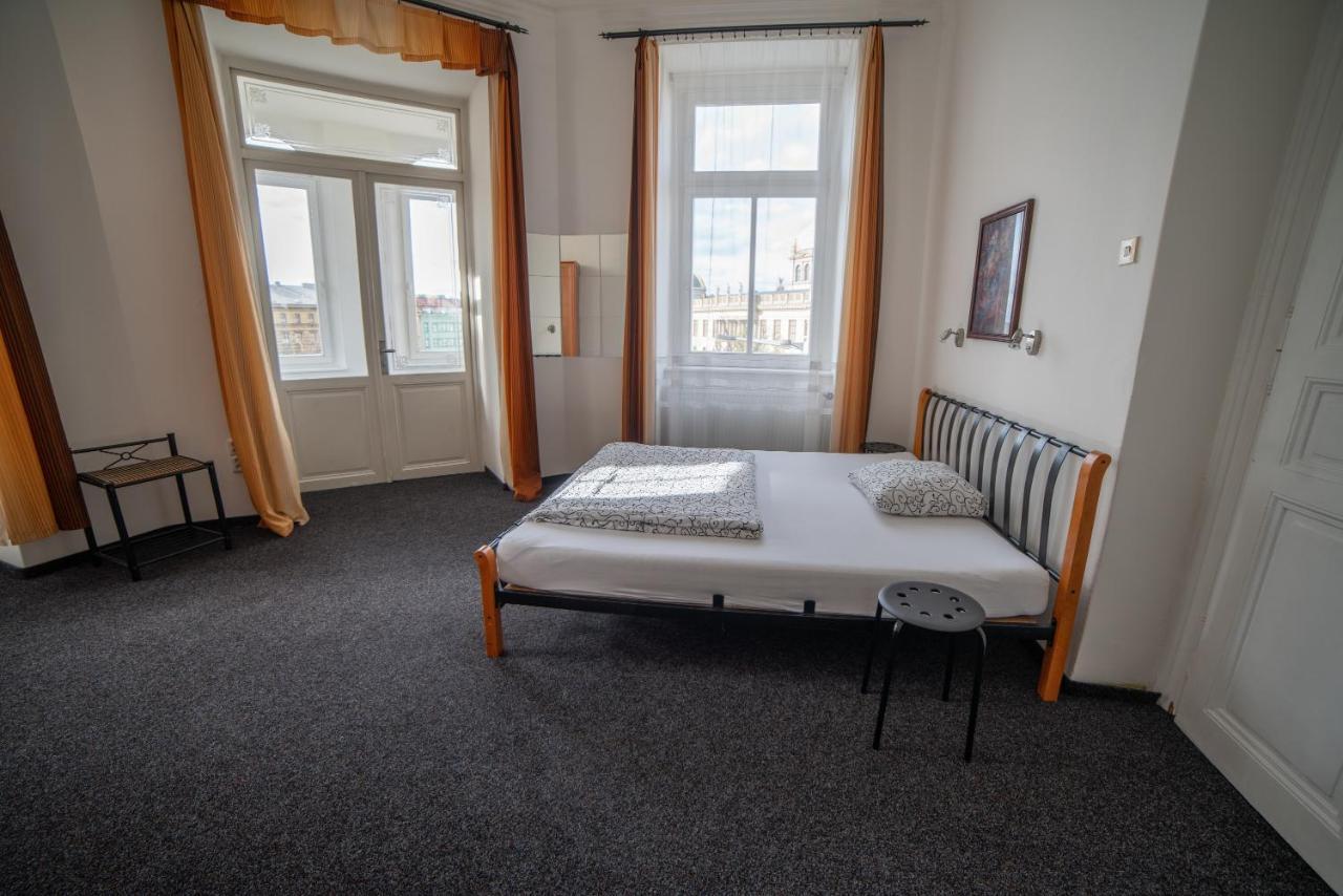Apartment Kahoun Прага Экстерьер фото